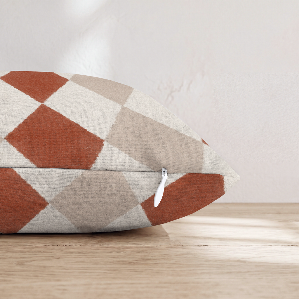 HH568454 HH568454_pillow_edge_zipper.png