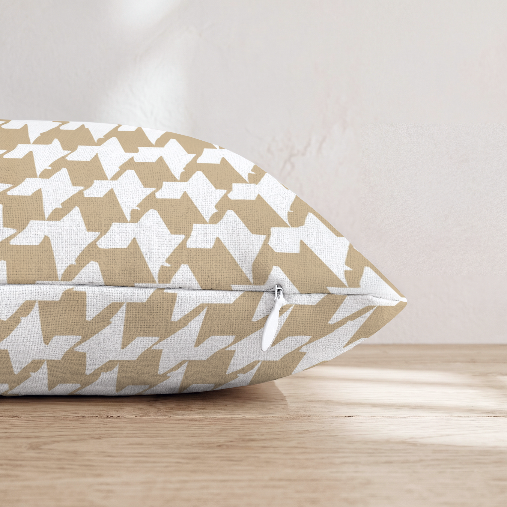 HH577921 HH577921_pillow_edge_zipper.png