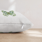 HH579693 HH579693_pillow_edge_zipper.png