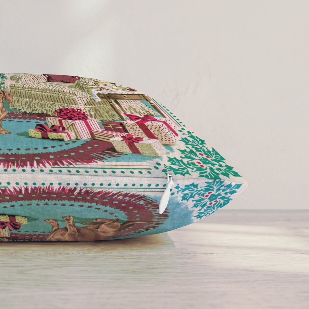 Dachshund Holly Parlor Throw Pillow — Pillow Edge Zipper | hh:zipper:colorfix-20261006