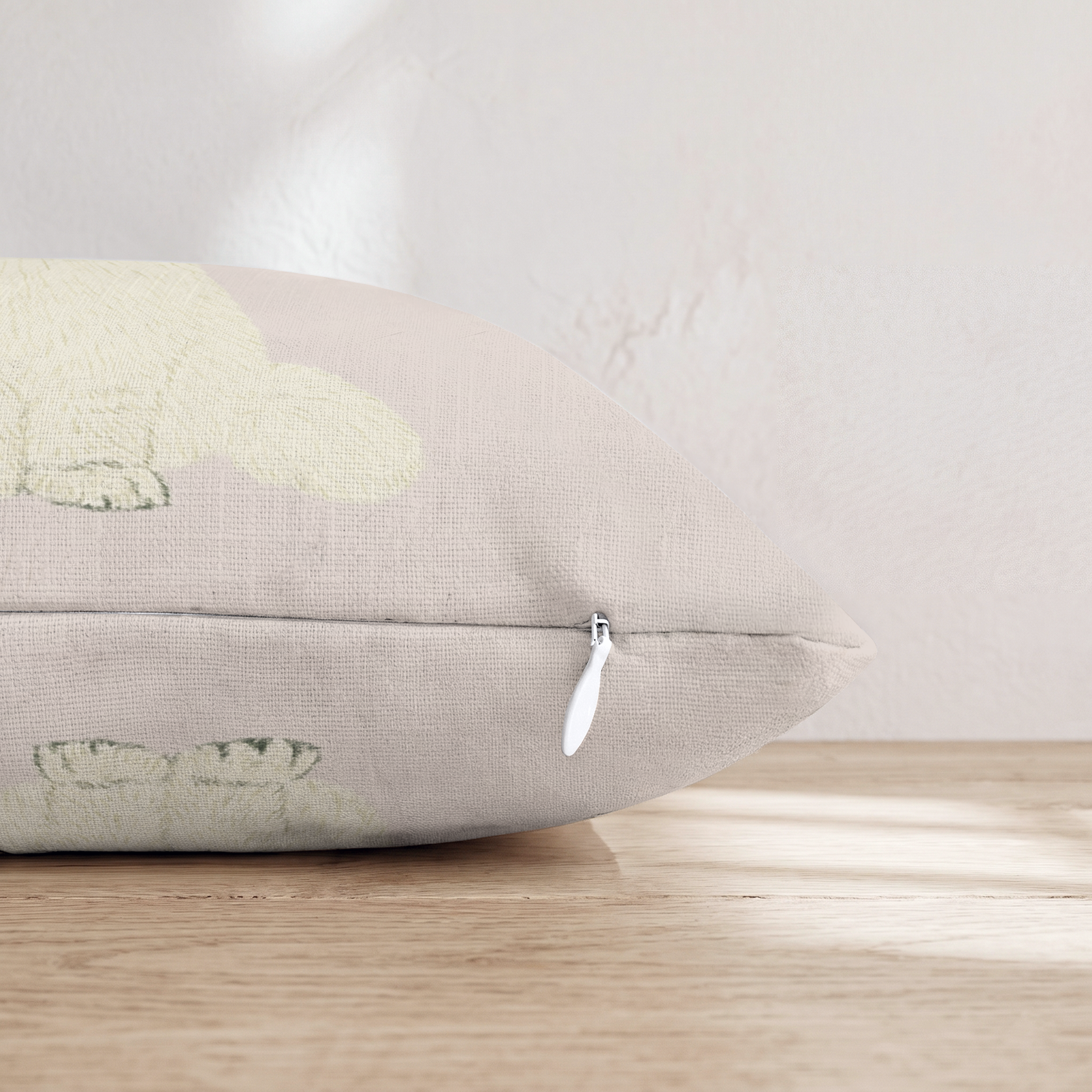 HH584133 HH584133_pillow_edge_zipper.png