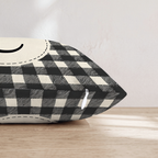 HH587806 HH587806_pillow_edge_zipper.png