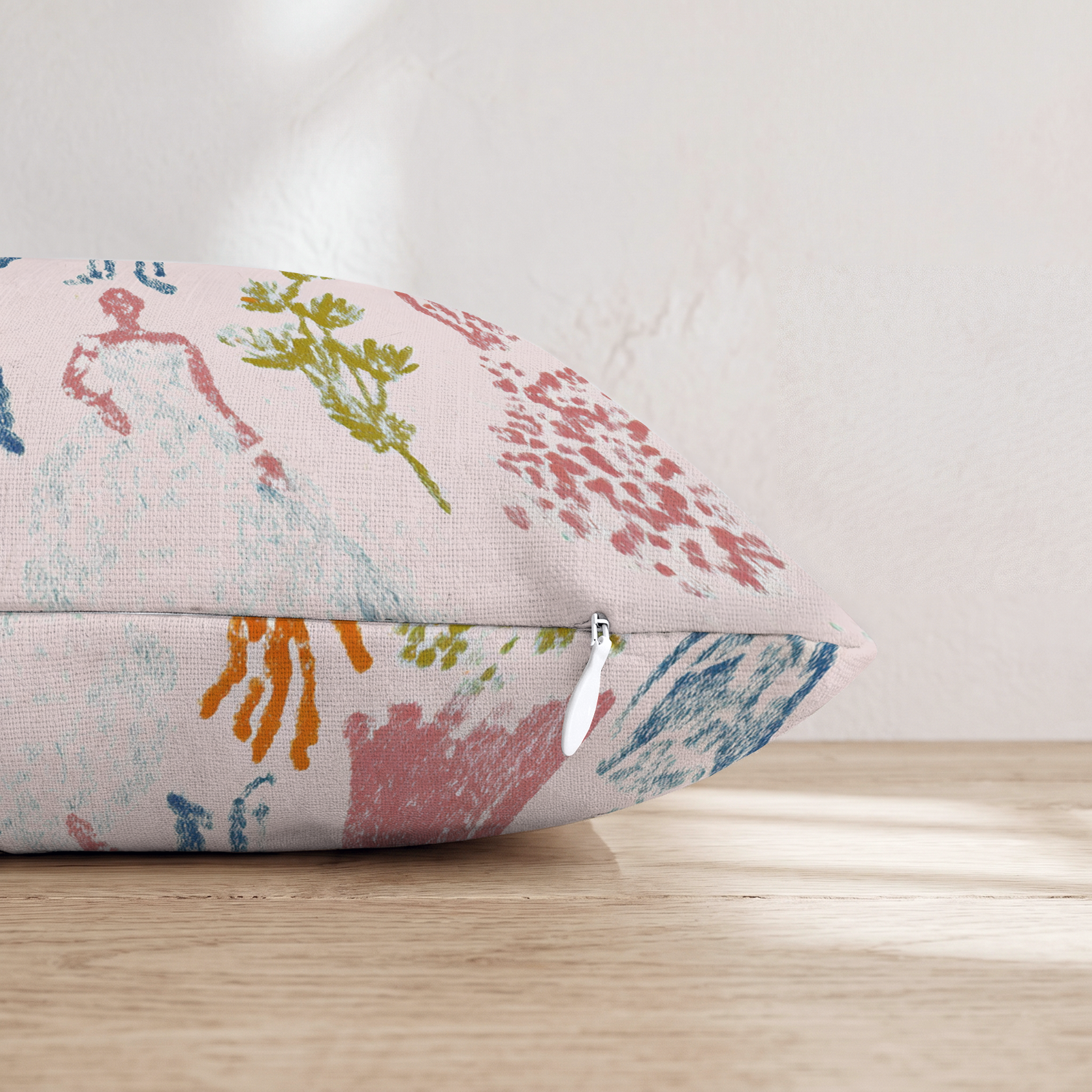 HH592842 HH592842_pillow_edge_zipper.png