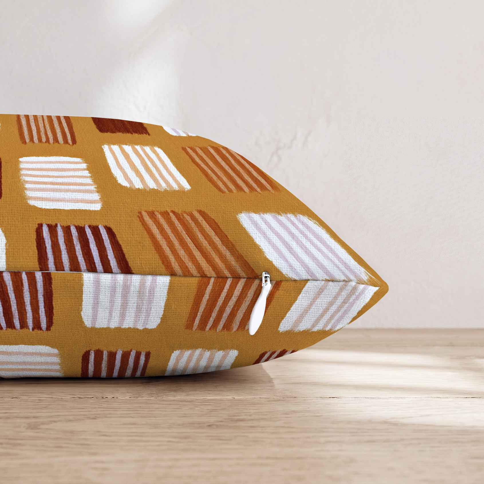 HH597812 HH597812_pillow_edge_zipper.png