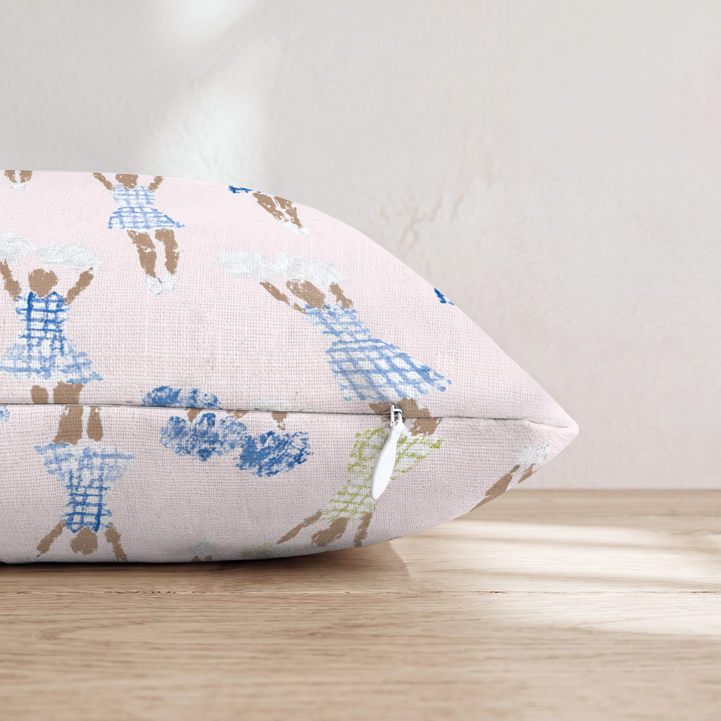 HH605915 HH605915_pillow_edge_zipper.png