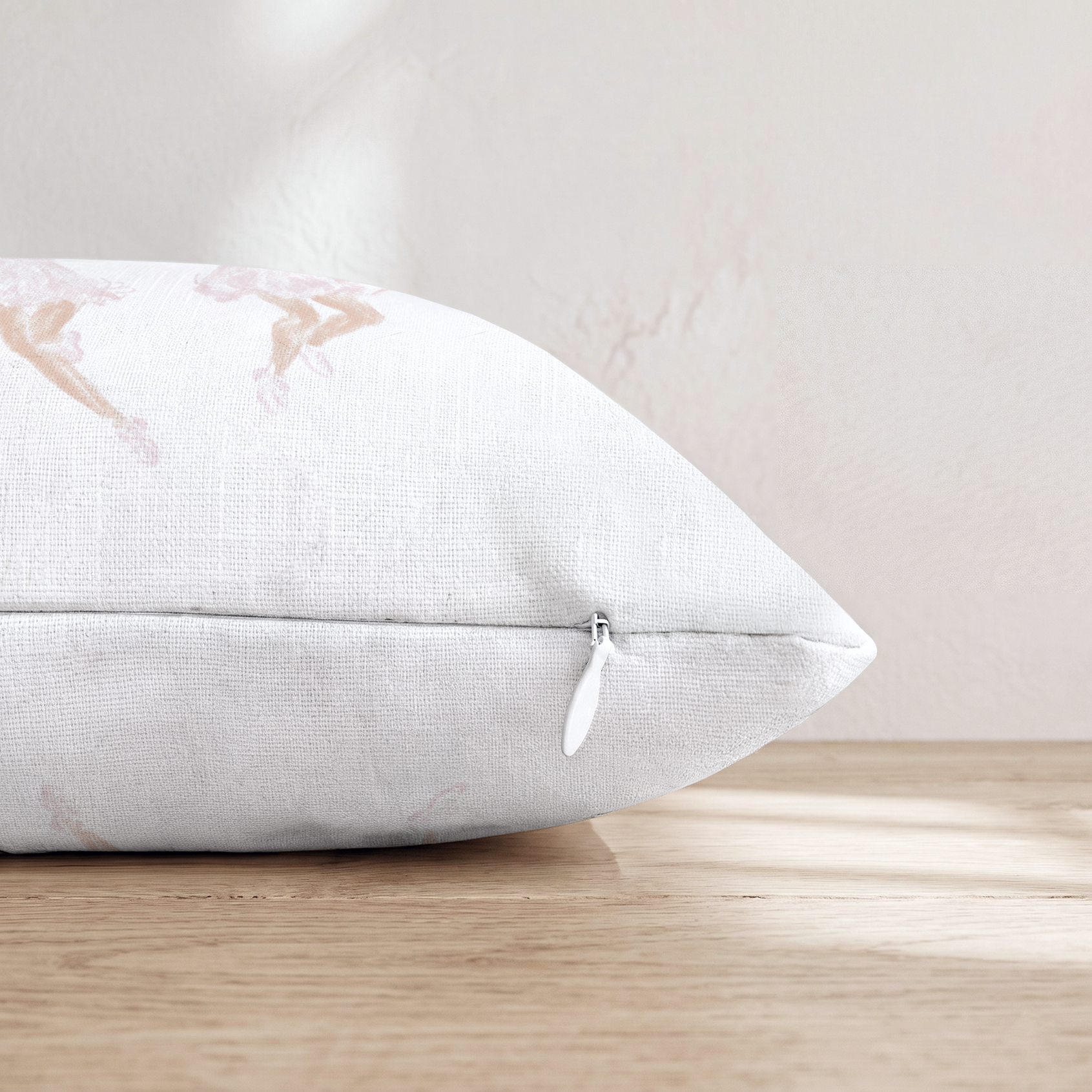 HH607691 HH607691_pillow_edge_zipper.png