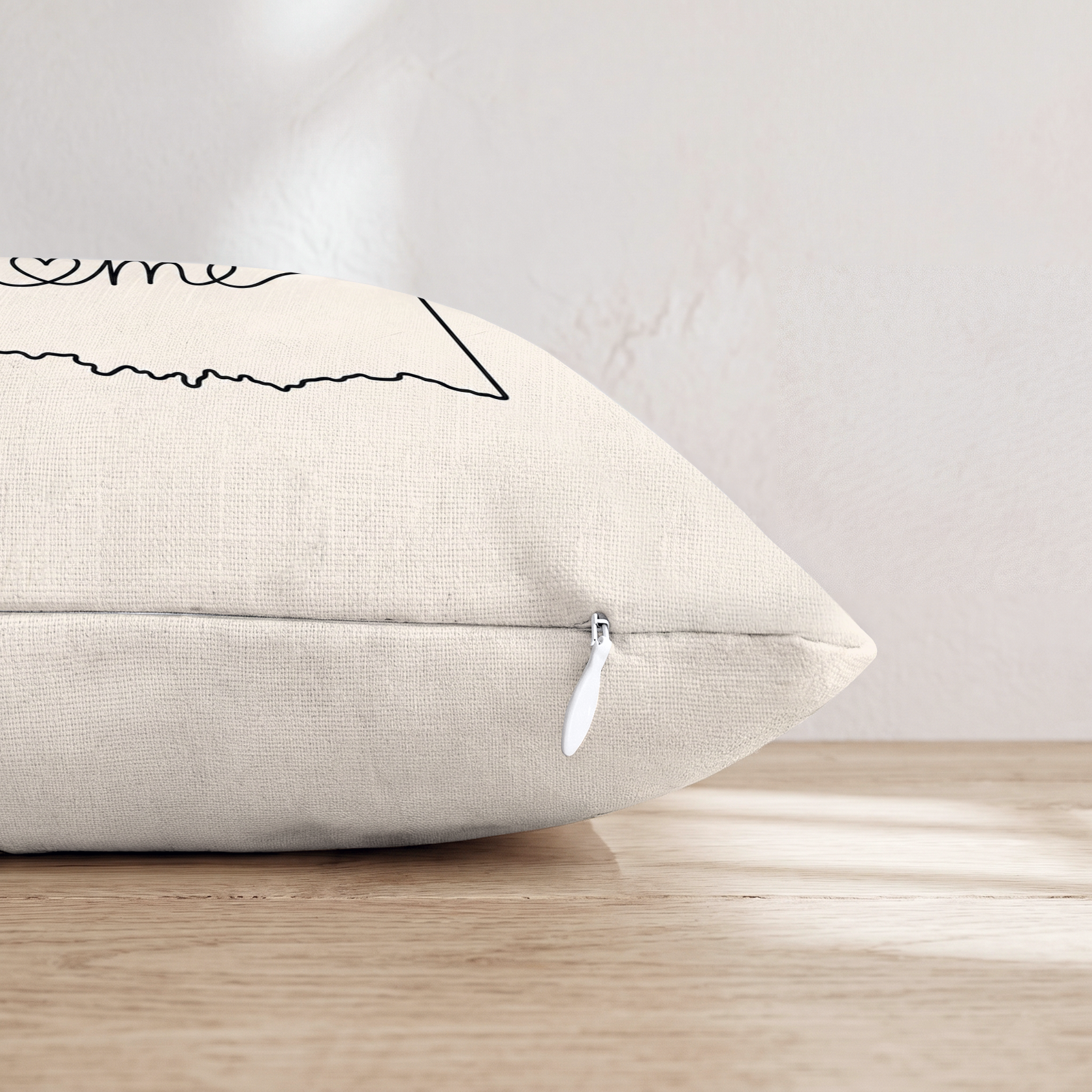 HH610793 HH610793_pillow_edge_zipper.png