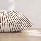 HH615815 HH615815_pillow_edge_zipper.png