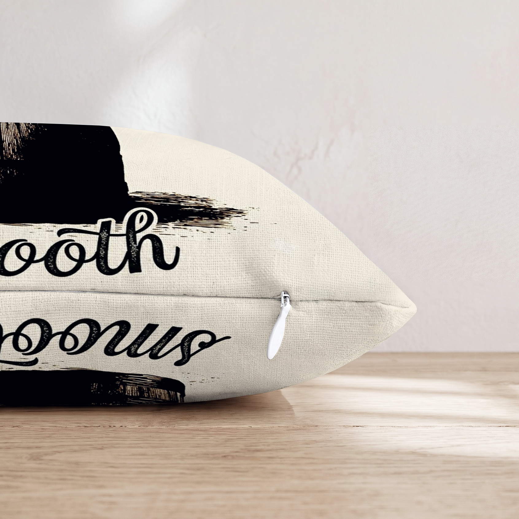 HH617947 HH617947_pillow_edge_zipper.png