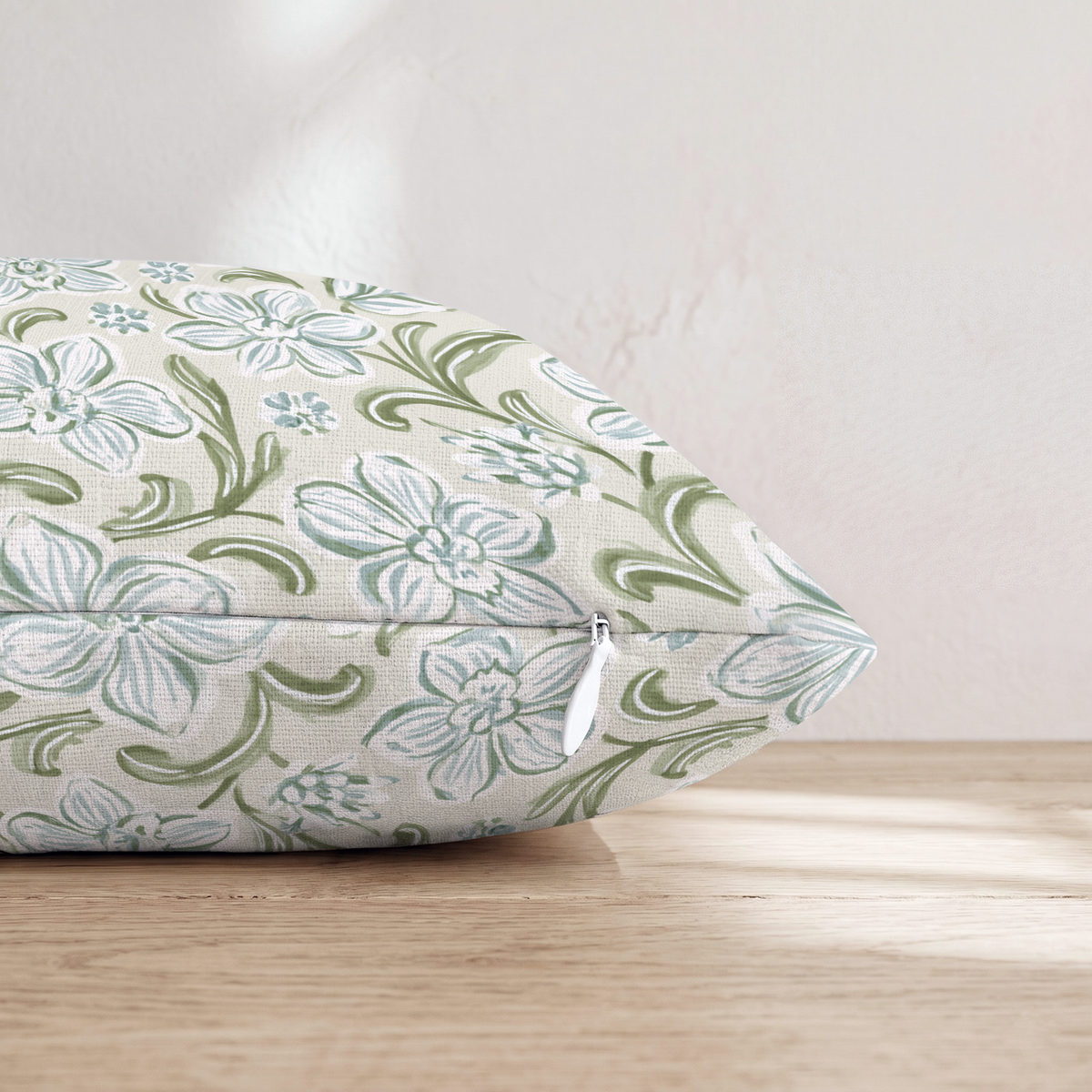 HH625822 HH625822_pillow_edge_zipper.png