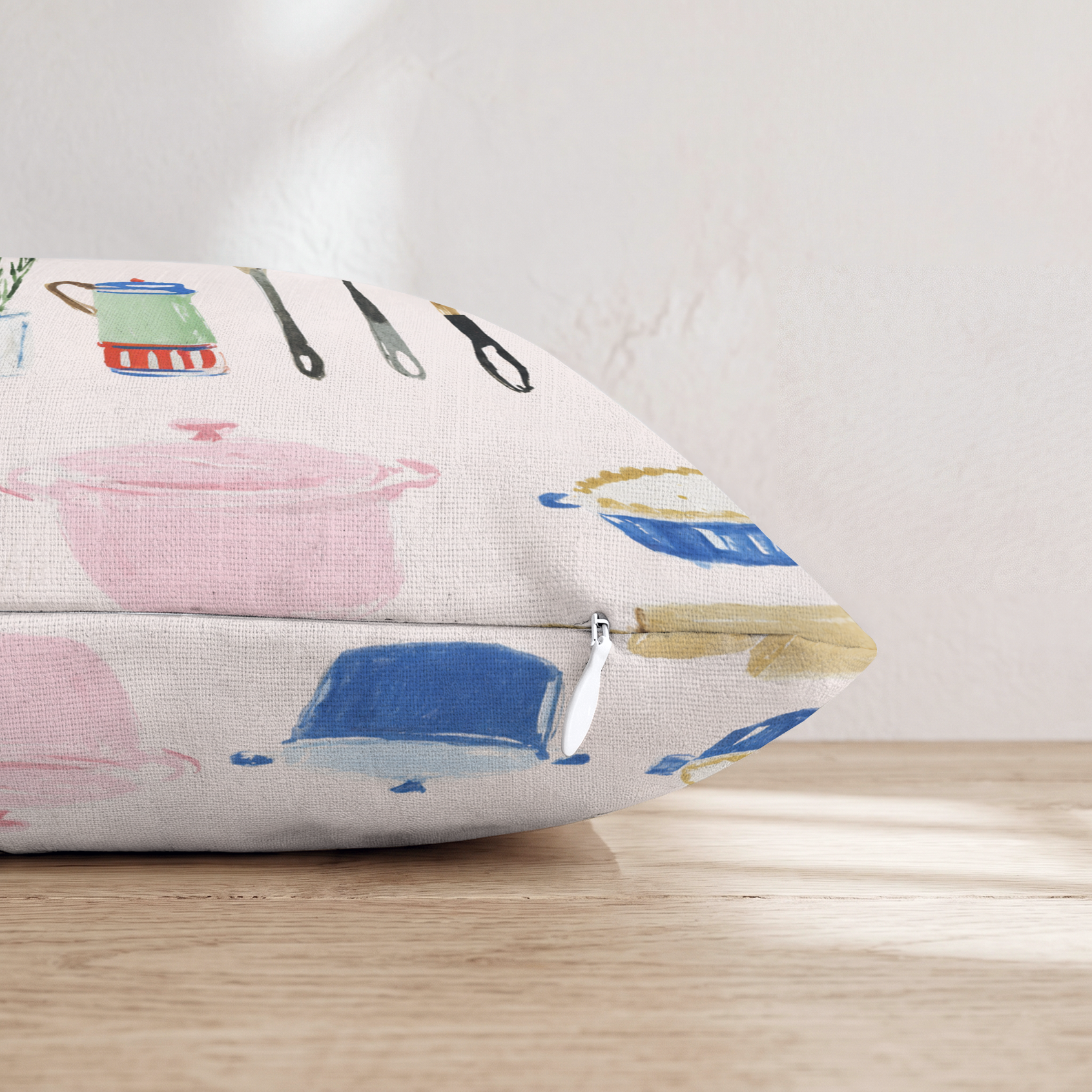 HH632452 HH632452_pillow_edge_zipper.png