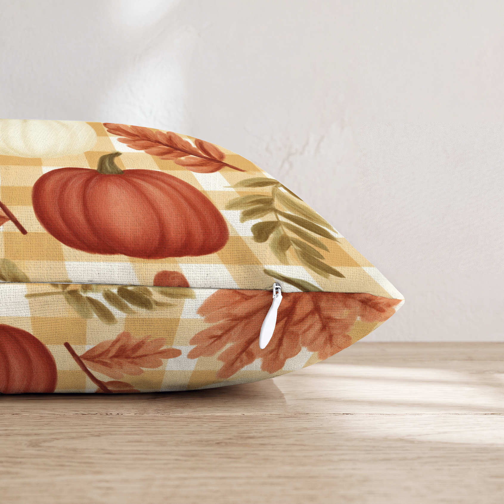 HH633172 HH633172_pillow_edge_zipper.png