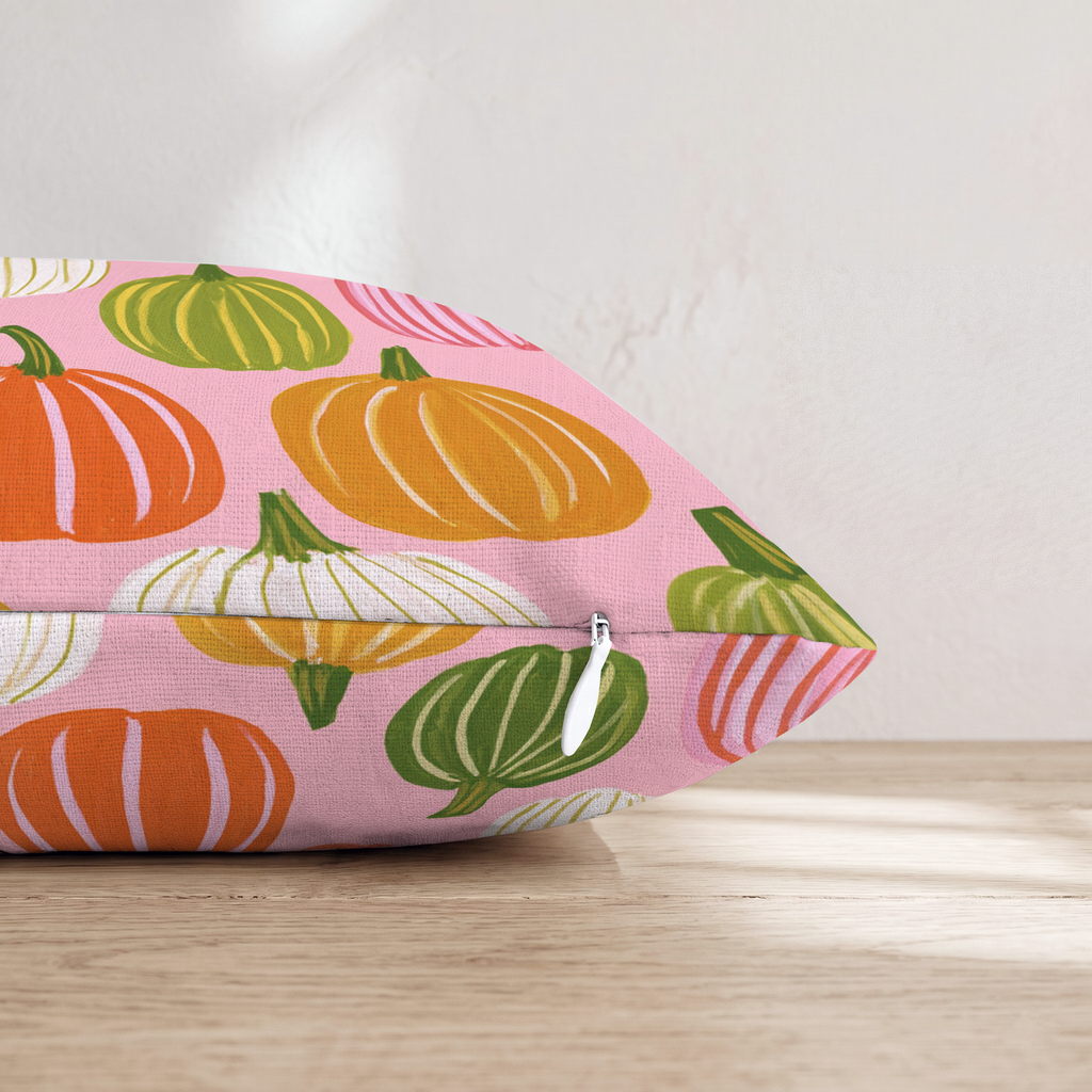 HH637605 HH637605_pillow_edge_zipper.png