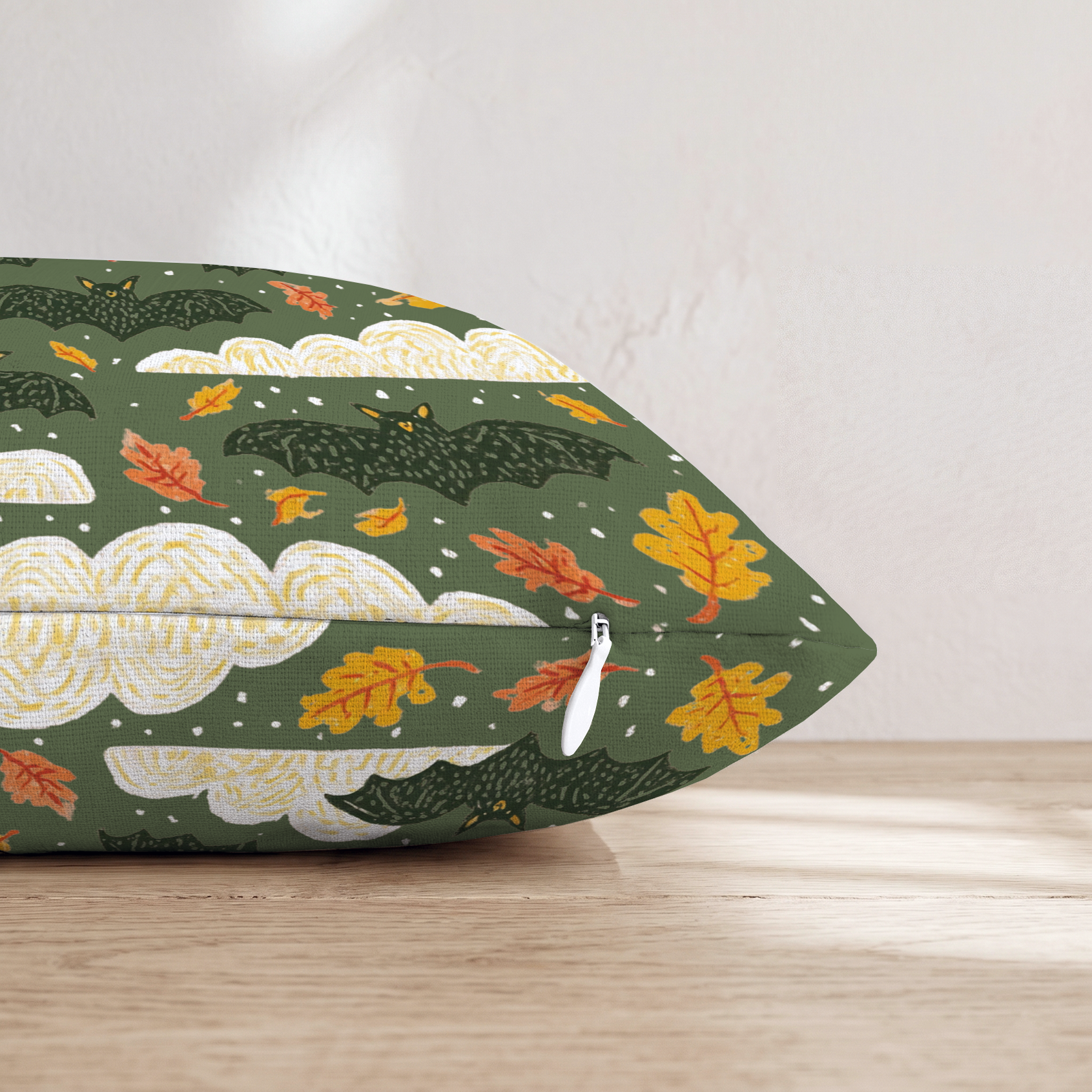 HH637802 HH637802_pillow_edge_zipper.png