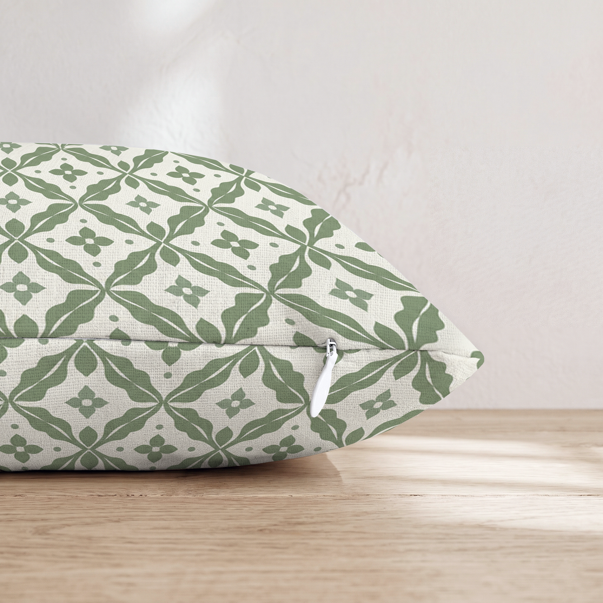 HH641123 HH641123_pillow_edge_zipper.png