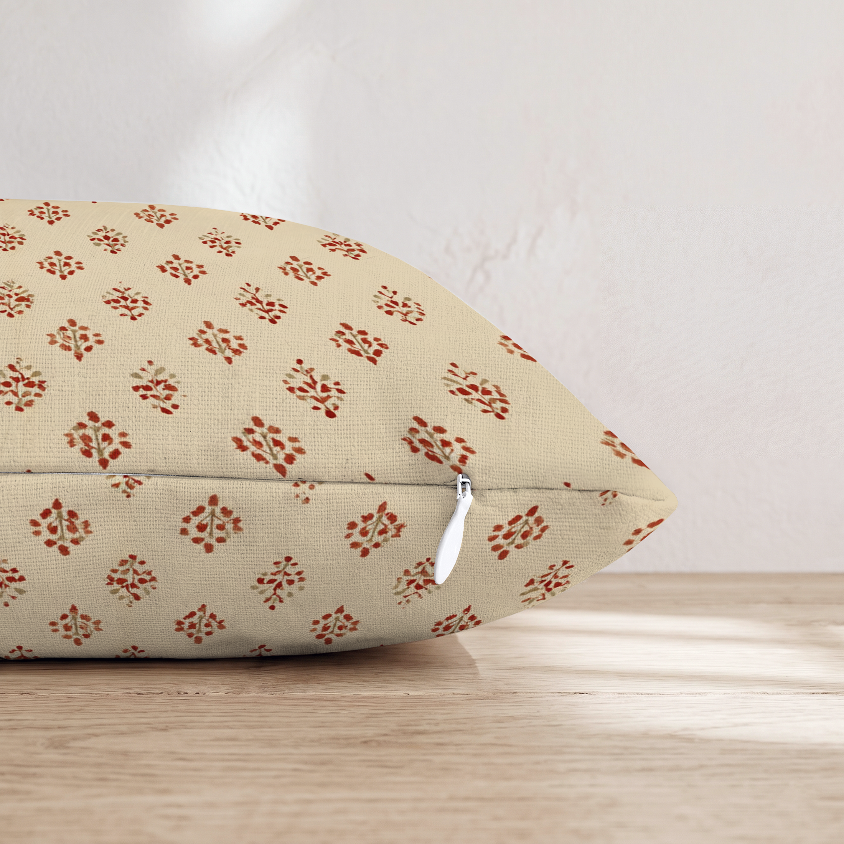 HH641565 HH641565_pillow_edge_zipper.png