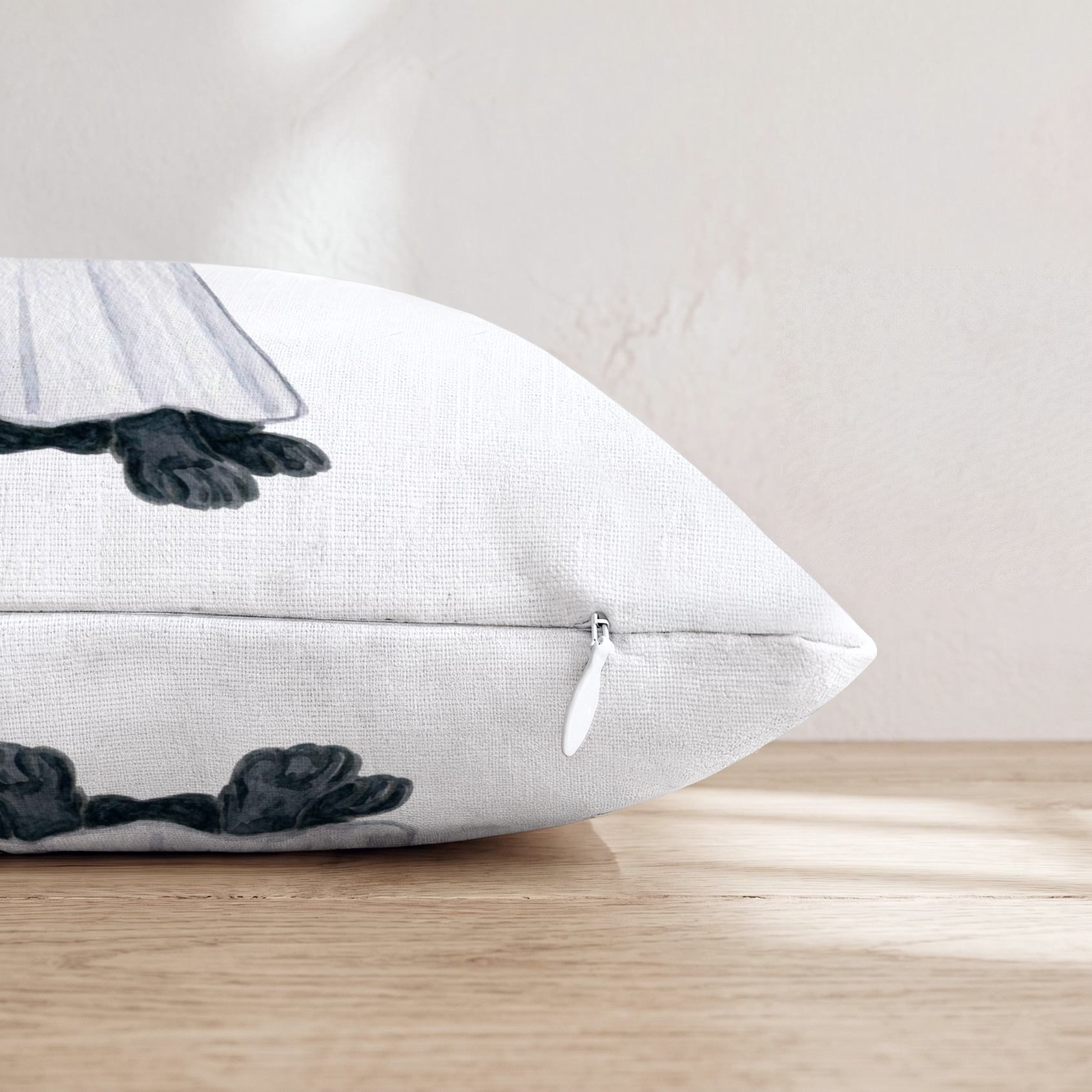 HH641930 HH641930_pillow_edge_zipper.png