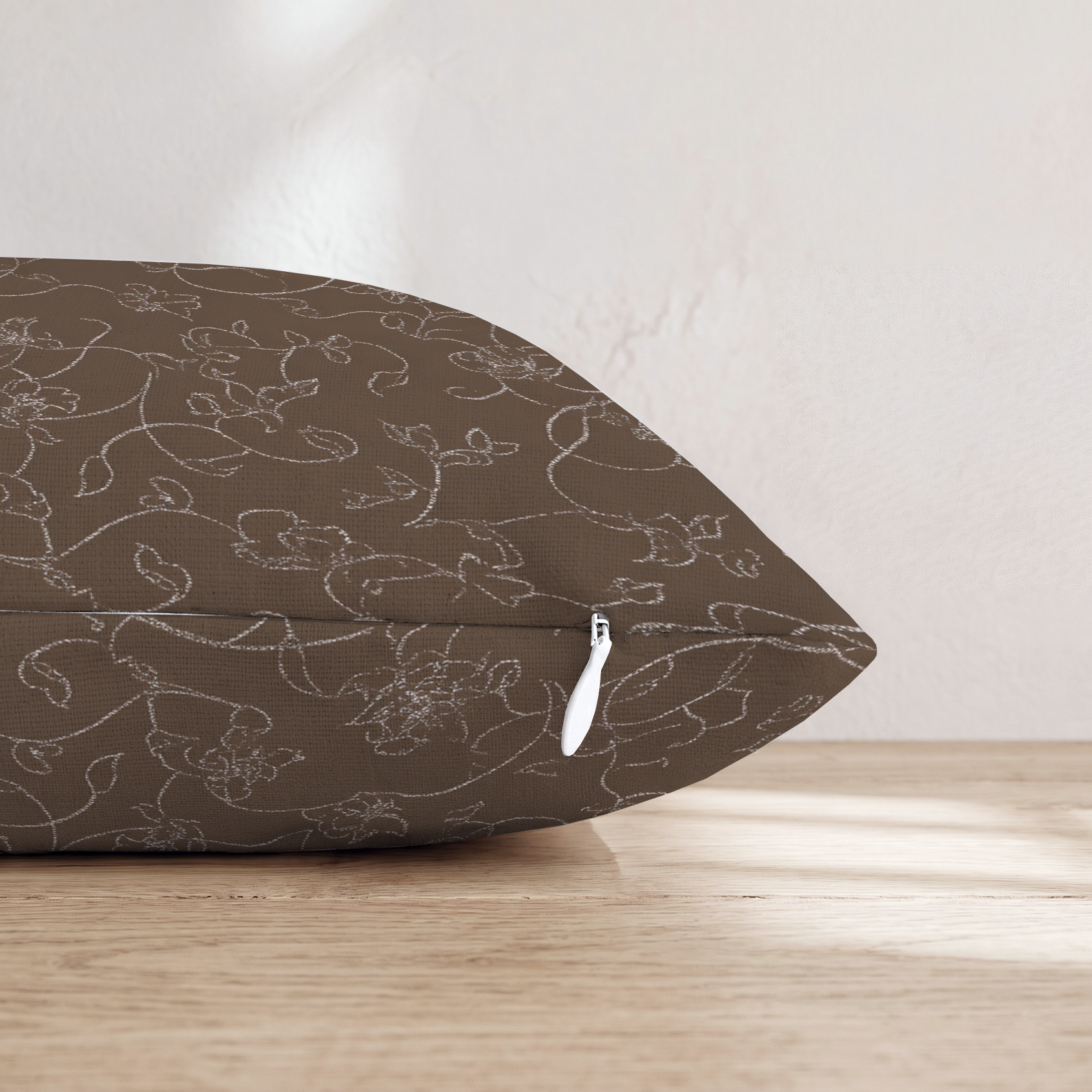 HH642168 HH642168_pillow_edge_zipper.png