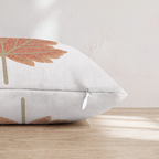 HH642743 HH642743_pillow_edge_zipper.png