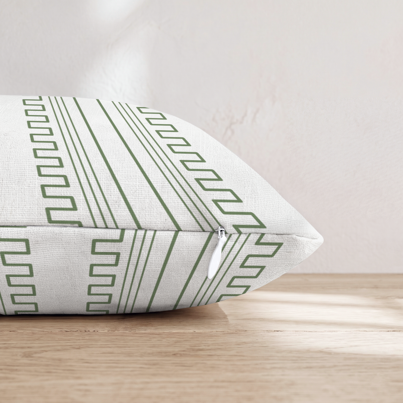 HH645401 HH645401_pillow_edge_zipper.png