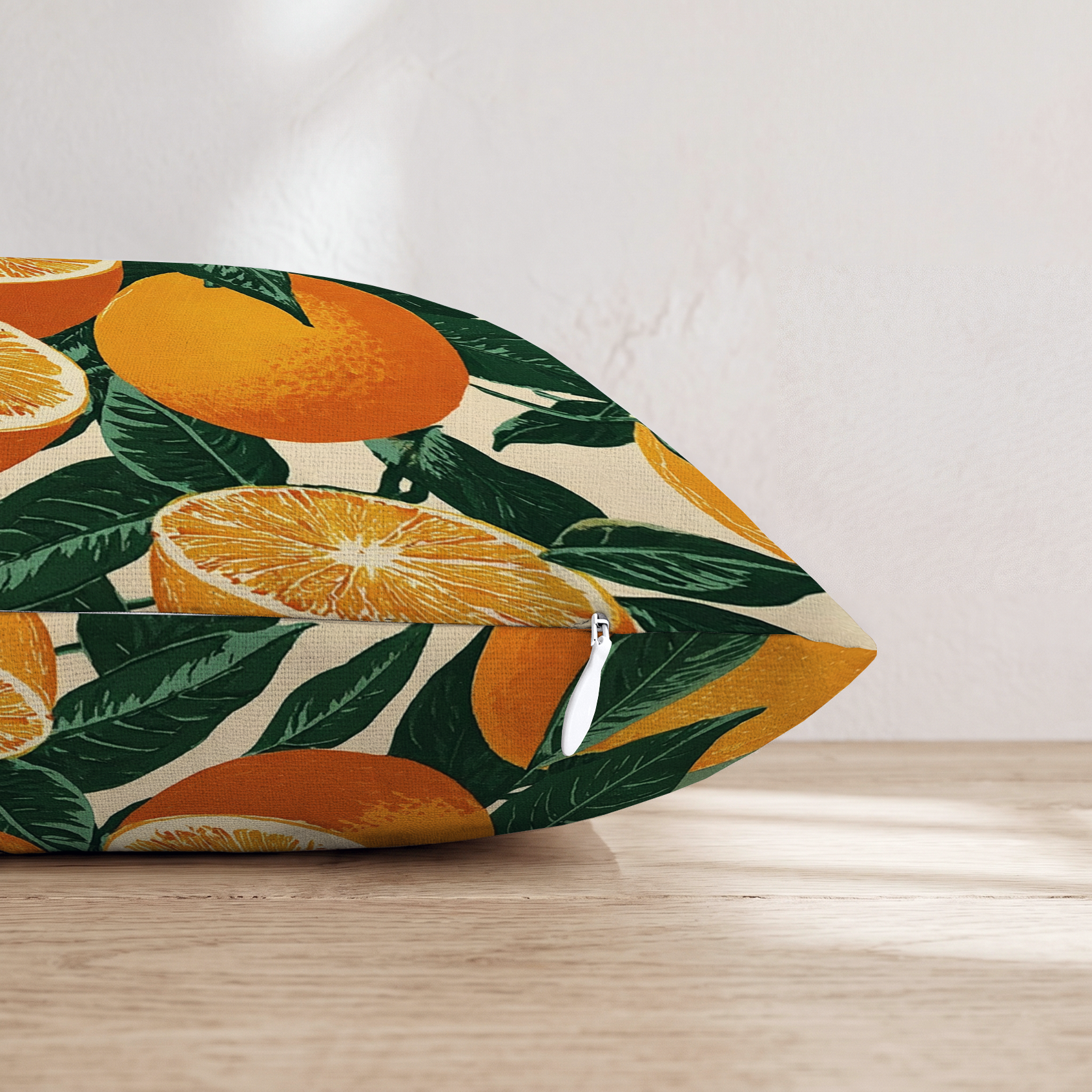 HH648431 HH648431_pillow_edge_zipper.png
