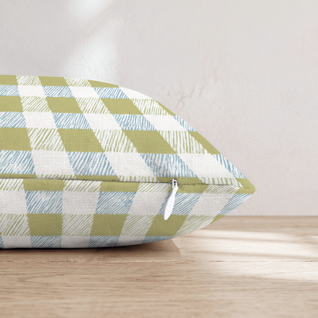 HH649569 HH649569_pillow_edge_zipper.png