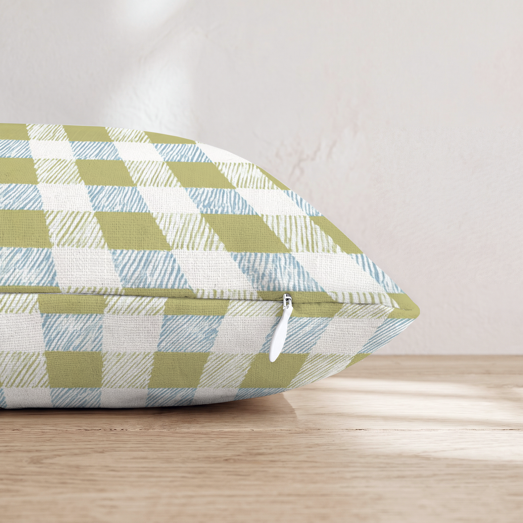 HH649569 HH649569_pillow_edge_zipper.png