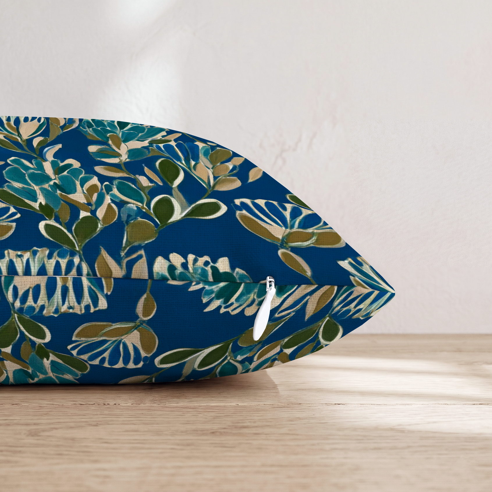HH650641 HH650641_pillow_edge_zipper.png