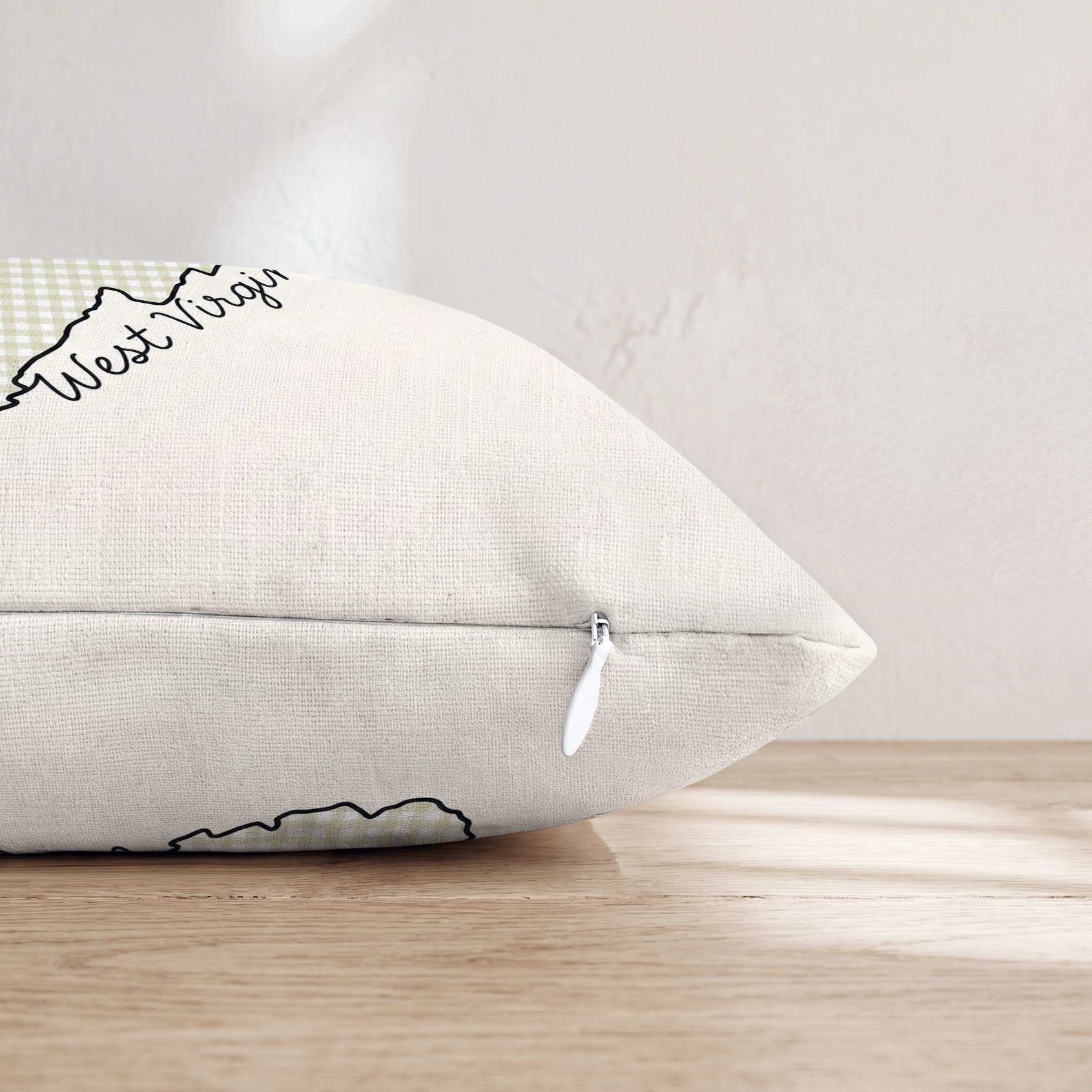 HH662208 HH662208_pillow_edge_zipper.png