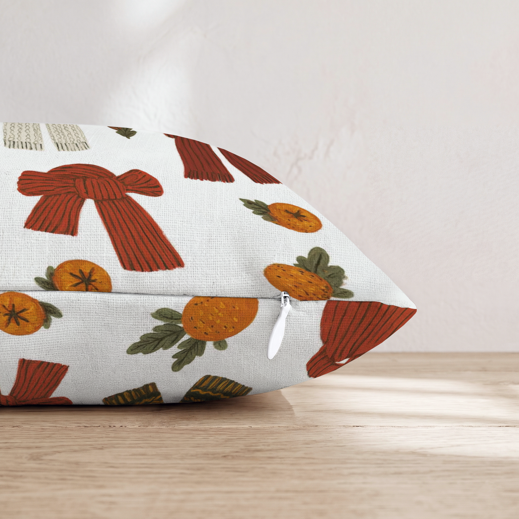 HH663599 HH663599_pillow_edge_zipper.png