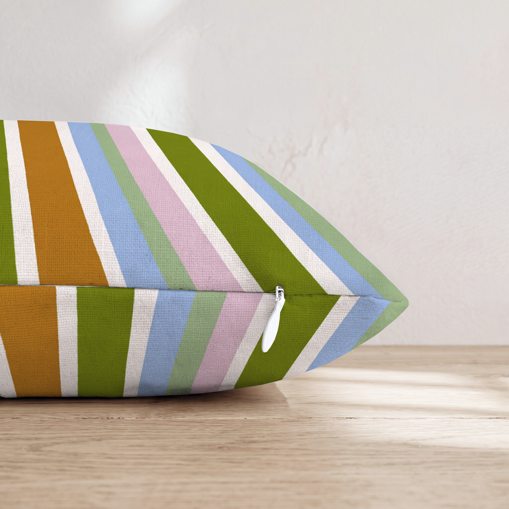 HH663908 HH663908_pillow_edge_zipper.png