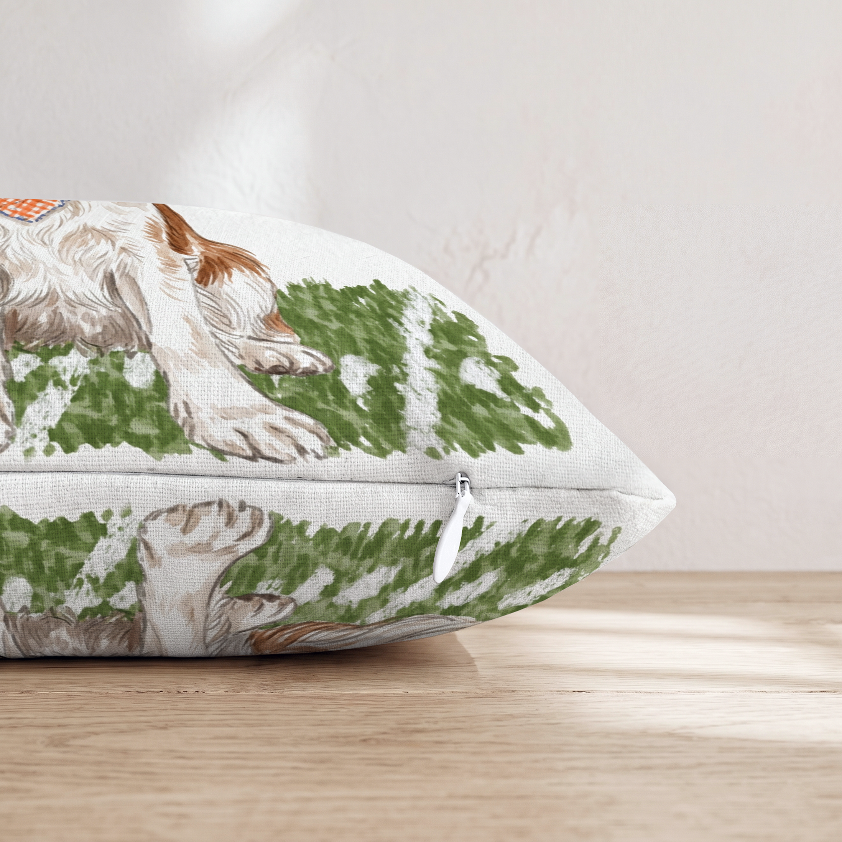 HH668777 HH668777_pillow_edge_zipper.png