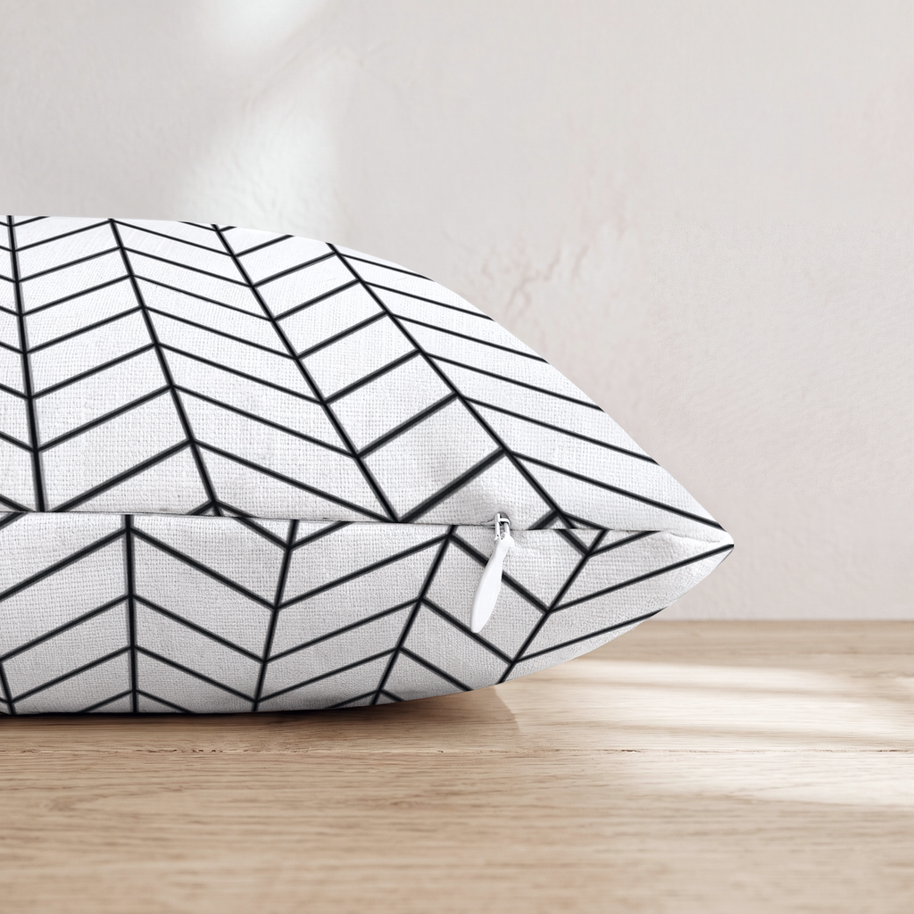 HH675323 HH675323_pillow_edge_zipper.png