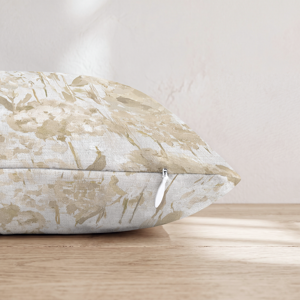 HH677560 HH677560_pillow_edge_zipper.png