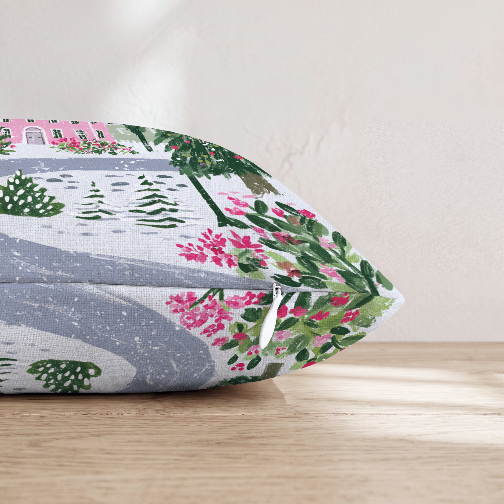 HH679787 HH679787_pillow_edge_zipper.png