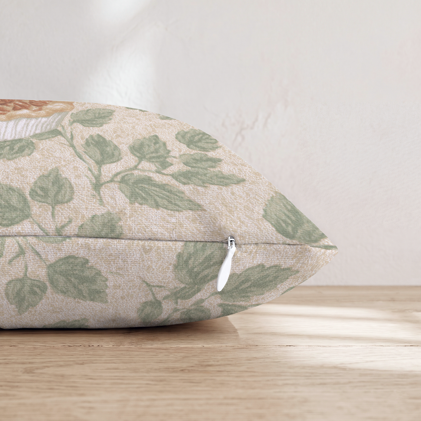HH680925 HH680925_pillow_edge_zipper.png