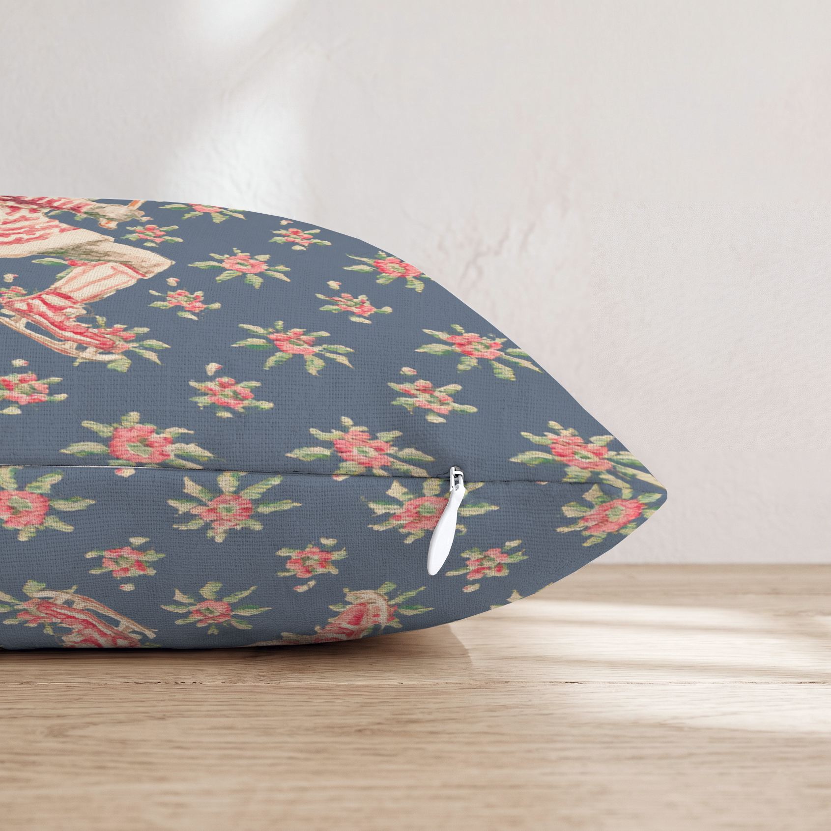 HH683467 HH683467_pillow_edge_zipper.png