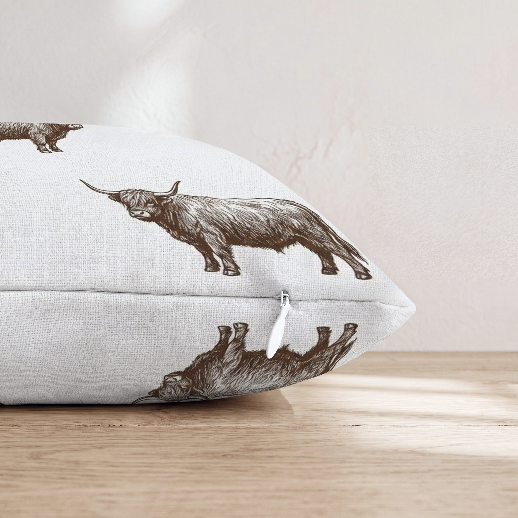 HH687058 HH687058_pillow_edge_zipper.png