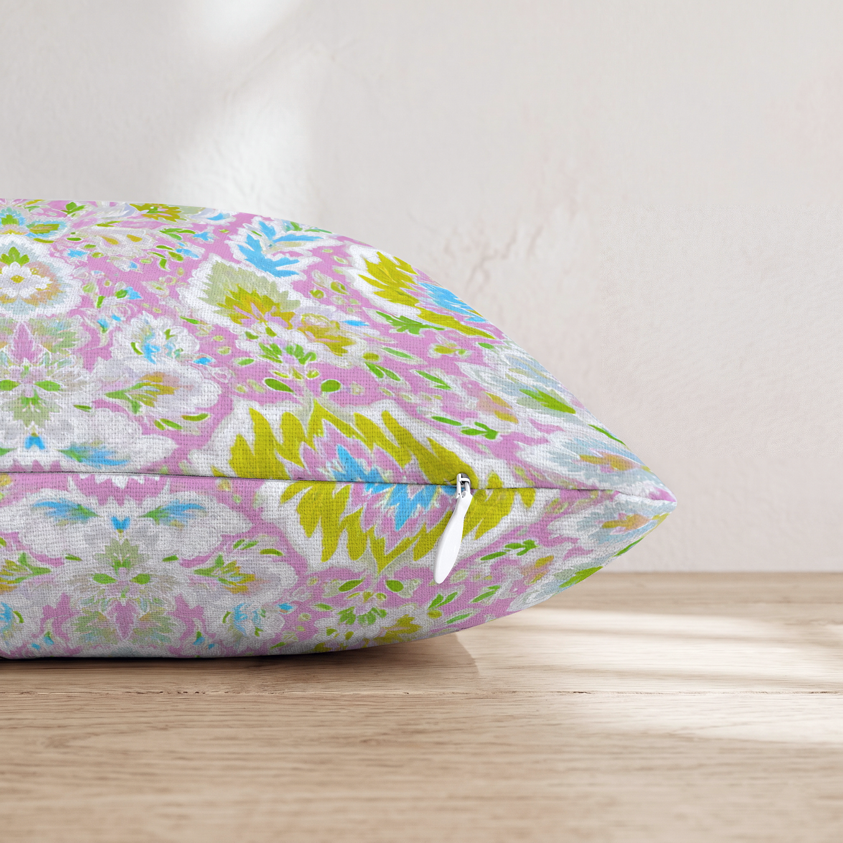 HH687412 HH687412_pillow_edge_zipper.png
