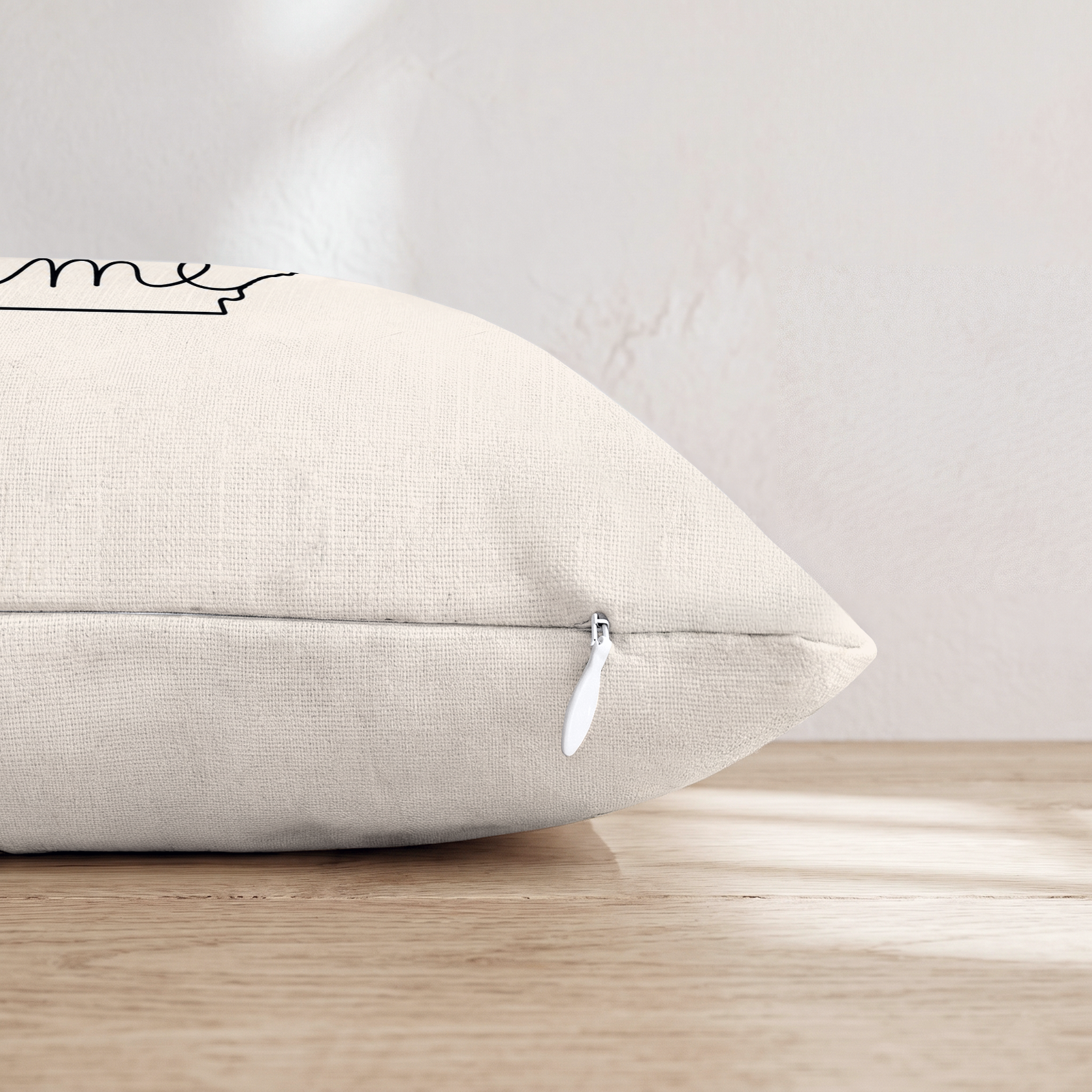 HH687831 HH687831_pillow_edge_zipper.png