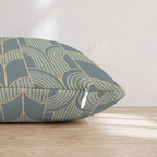 HH693884 HH693884_pillow_edge_zipper.png