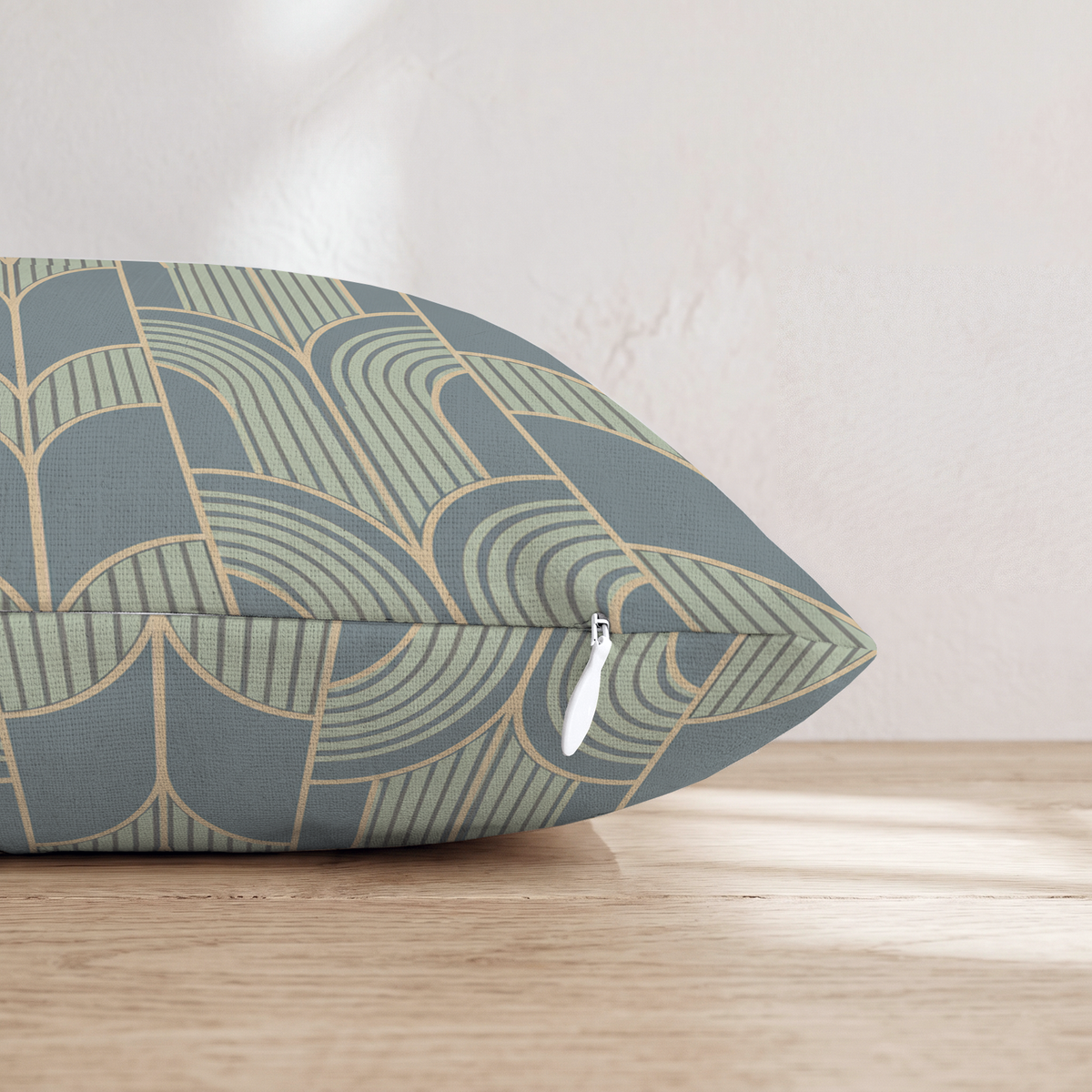 HH693884 HH693884_pillow_edge_zipper.png