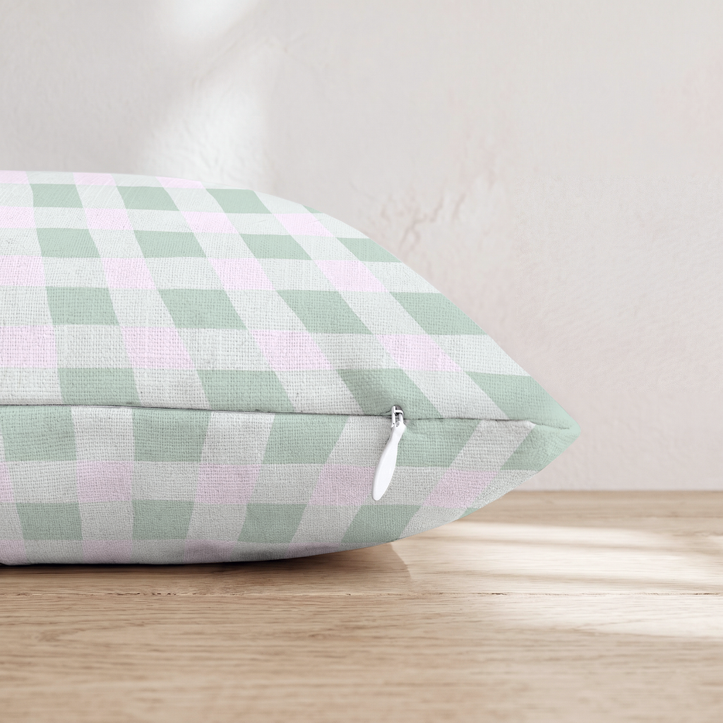 HH695343 HH695343_pillow_edge_zipper.png