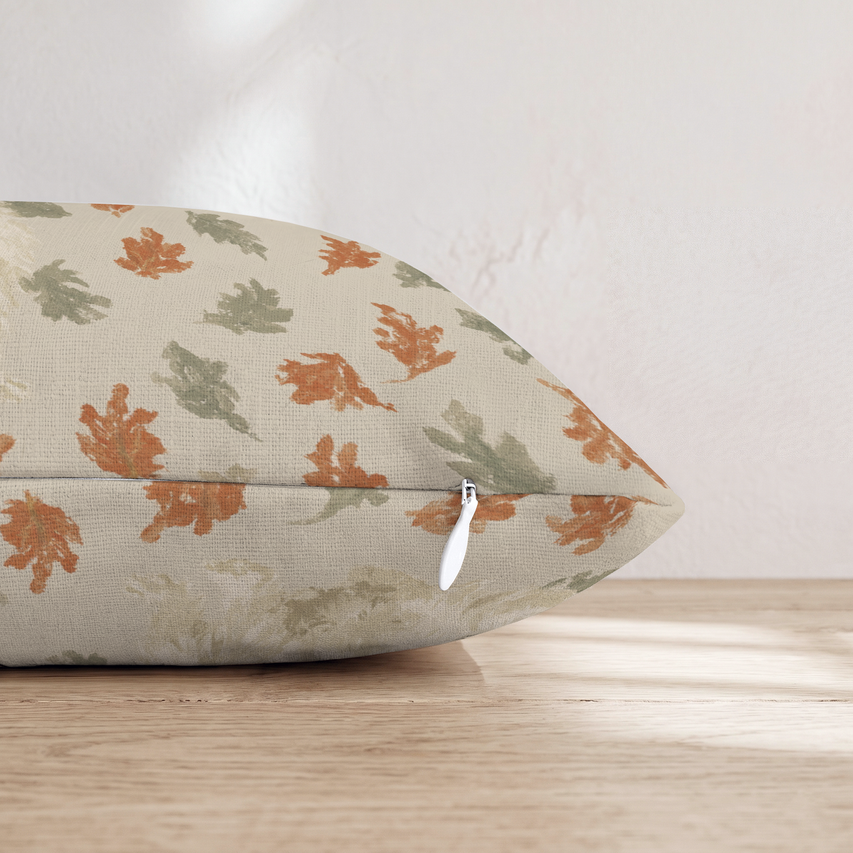 HH695875 HH695875_pillow_edge_zipper.png