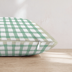 HH696769 HH696769_pillow_edge_zipper.png