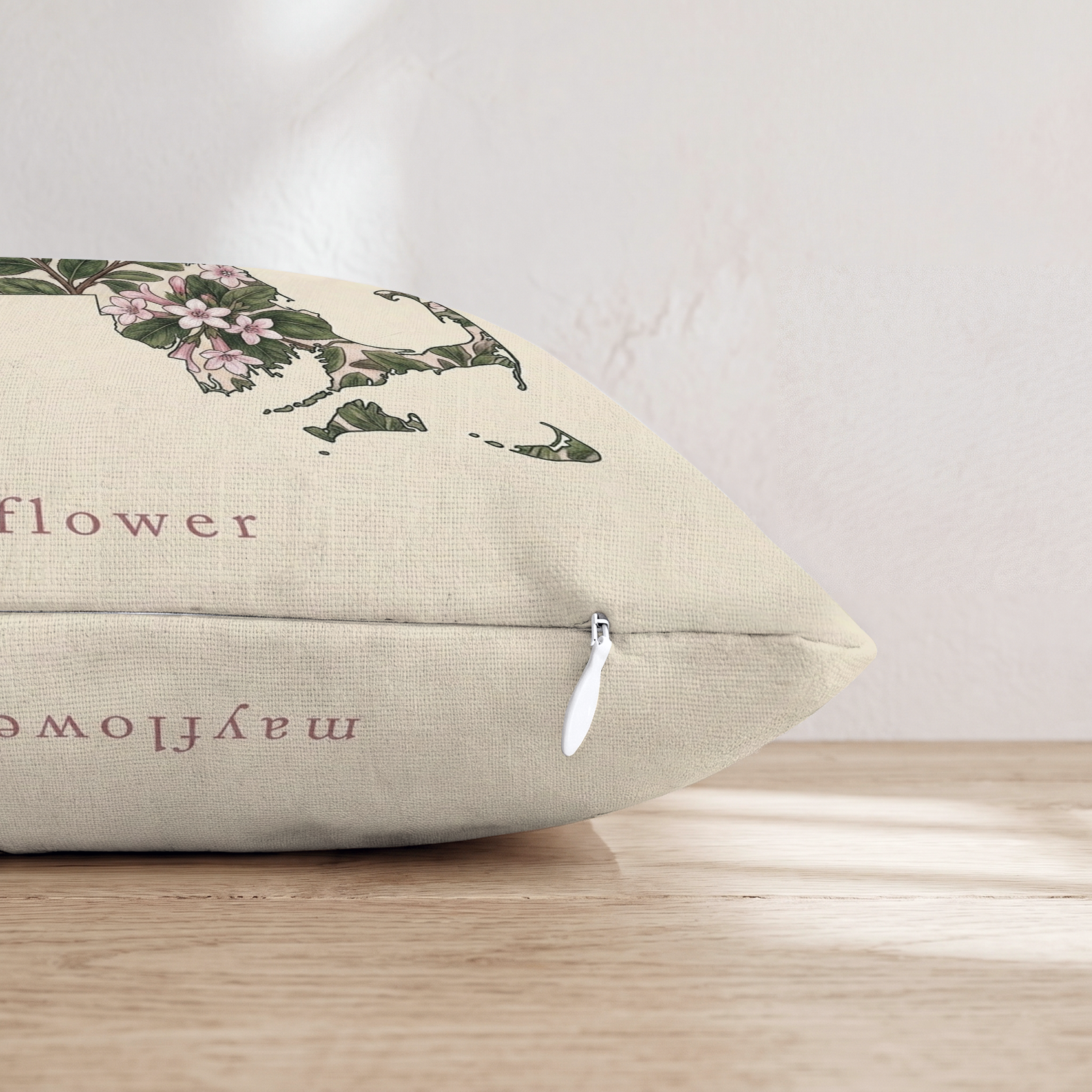 HH698357 HH698357_pillow_edge_zipper.png