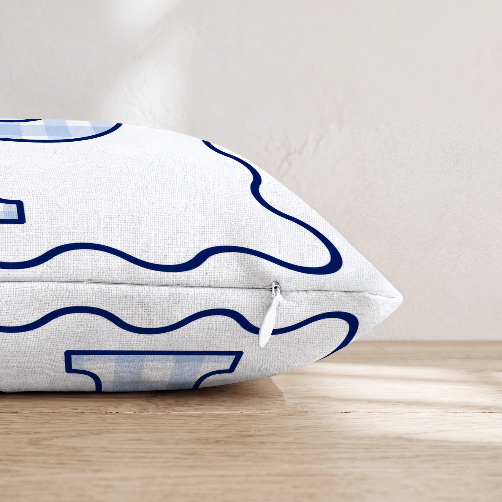 HH703210 HH703210_pillow_edge_zipper.png