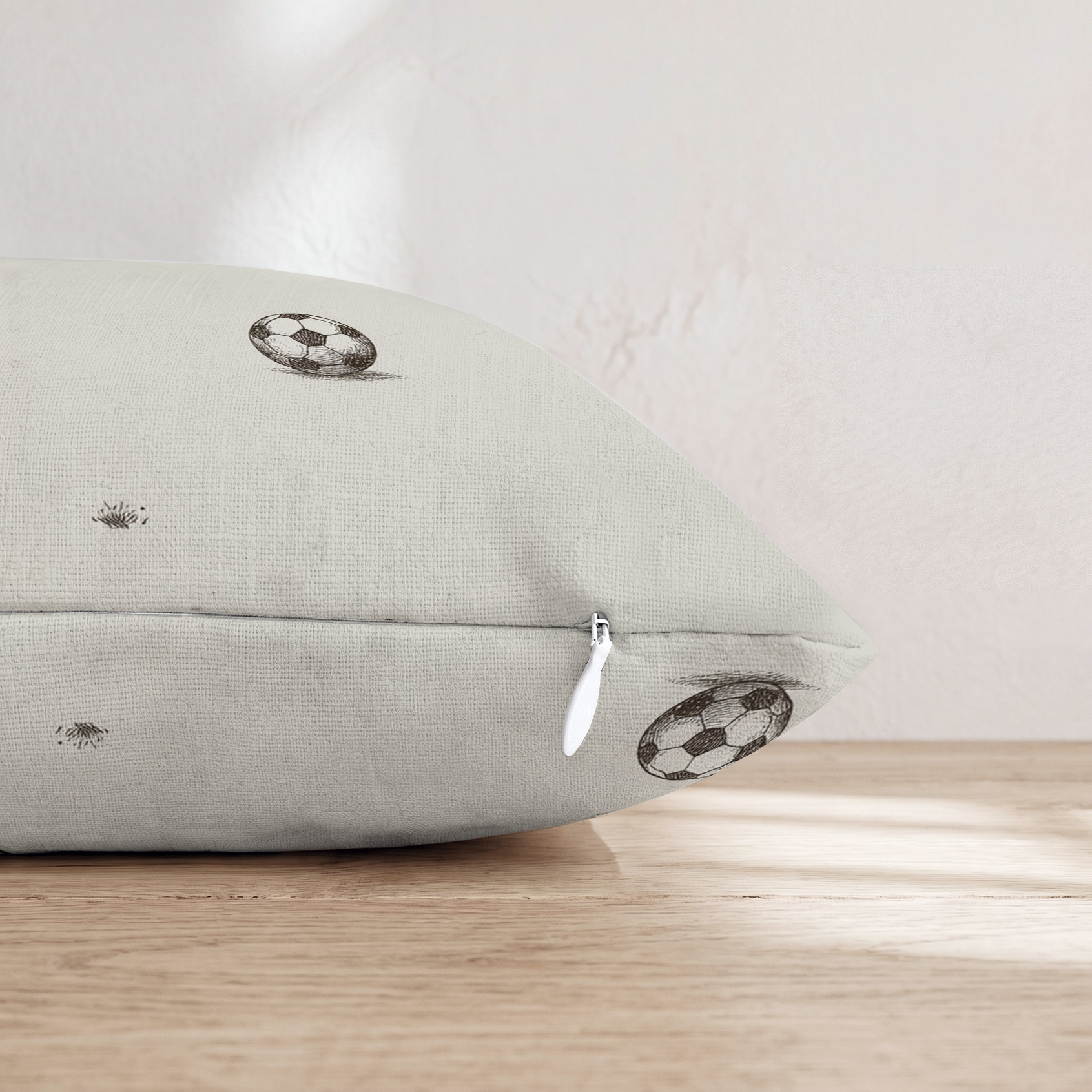 HH703423 HH703423_pillow_edge_zipper.png
