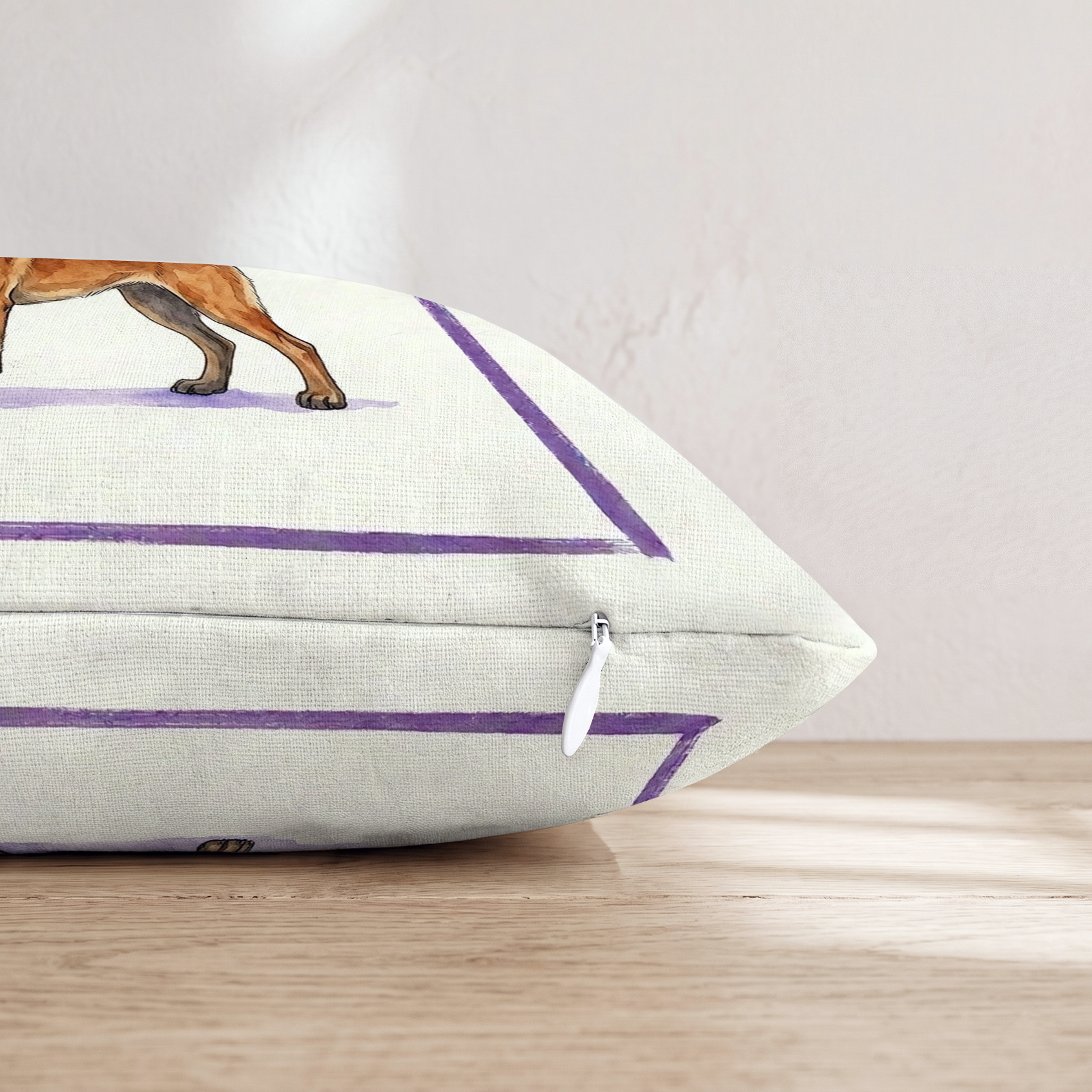 HH710479 HH710479_pillow_edge_zipper.png