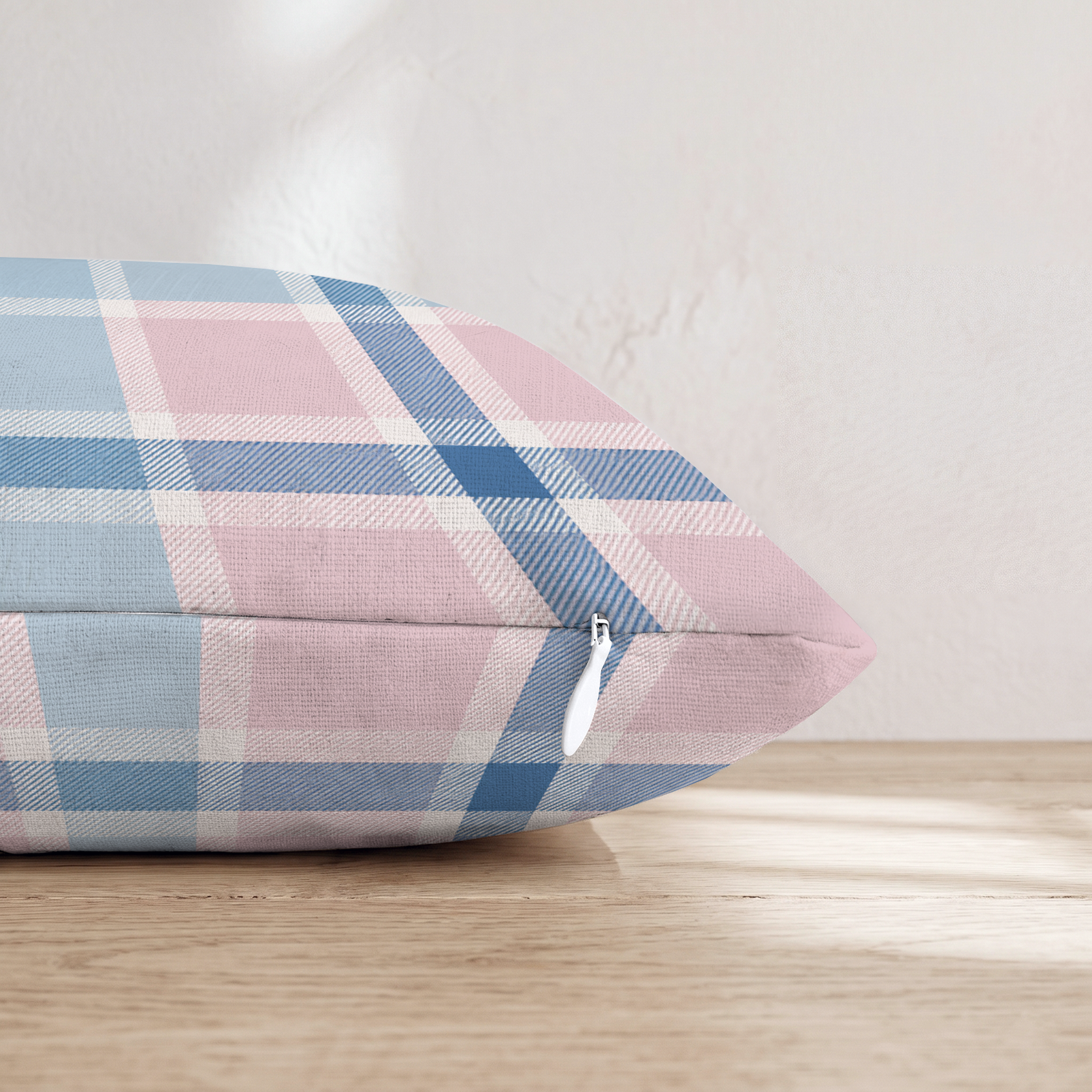 HH710858 HH710858_pillow_edge_zipper.png